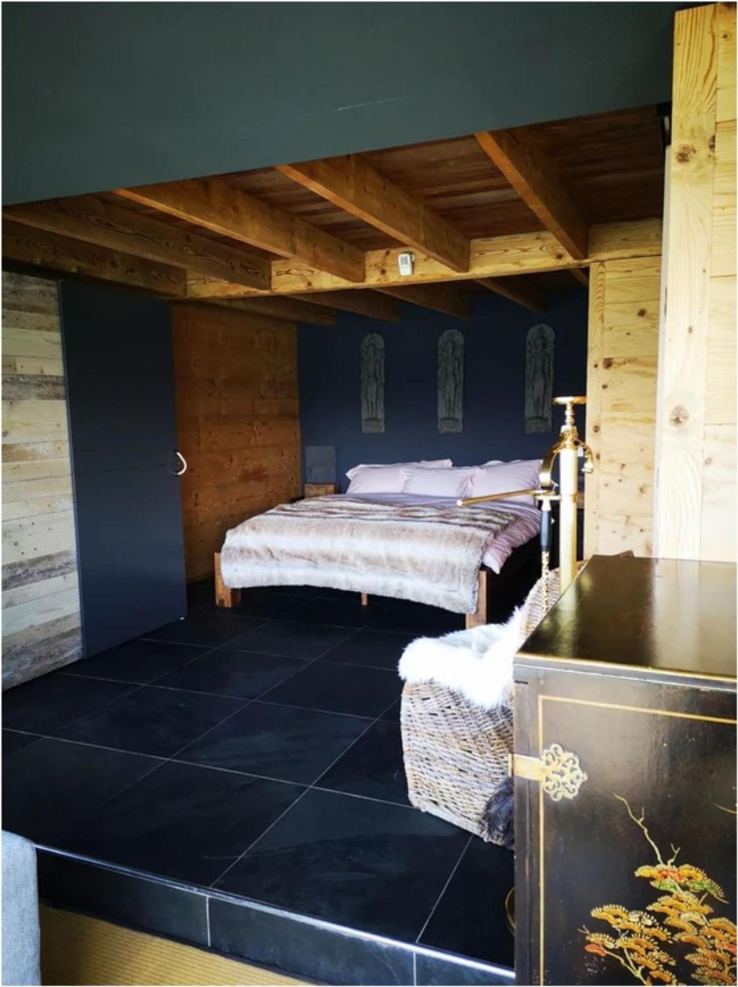 Chalet With View Of The Mountains And The Thun Lake Sigriswil Luaran gambar