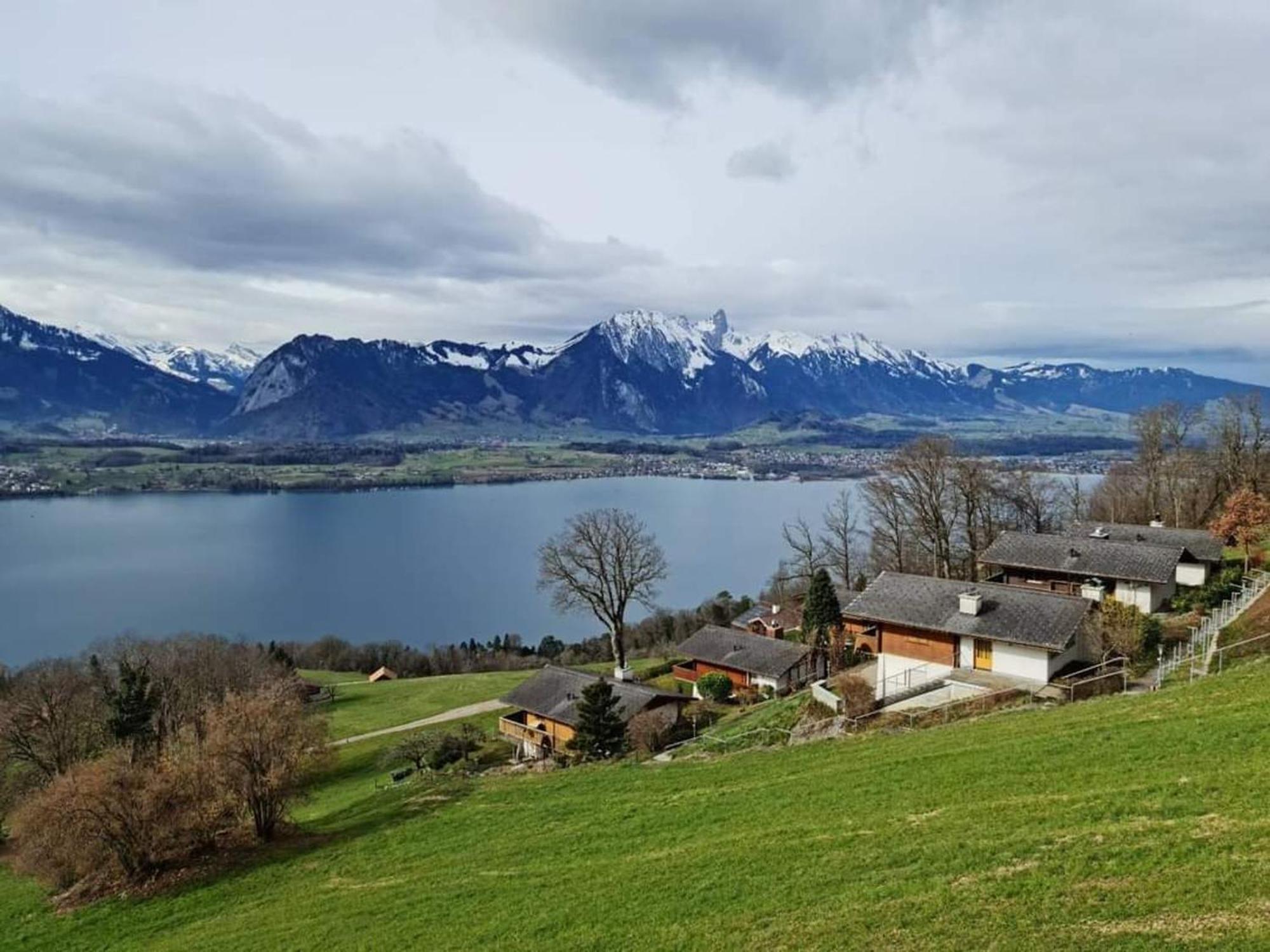 Chalet With View Of The Mountains And The Thun Lake Sigriswil Luaran gambar