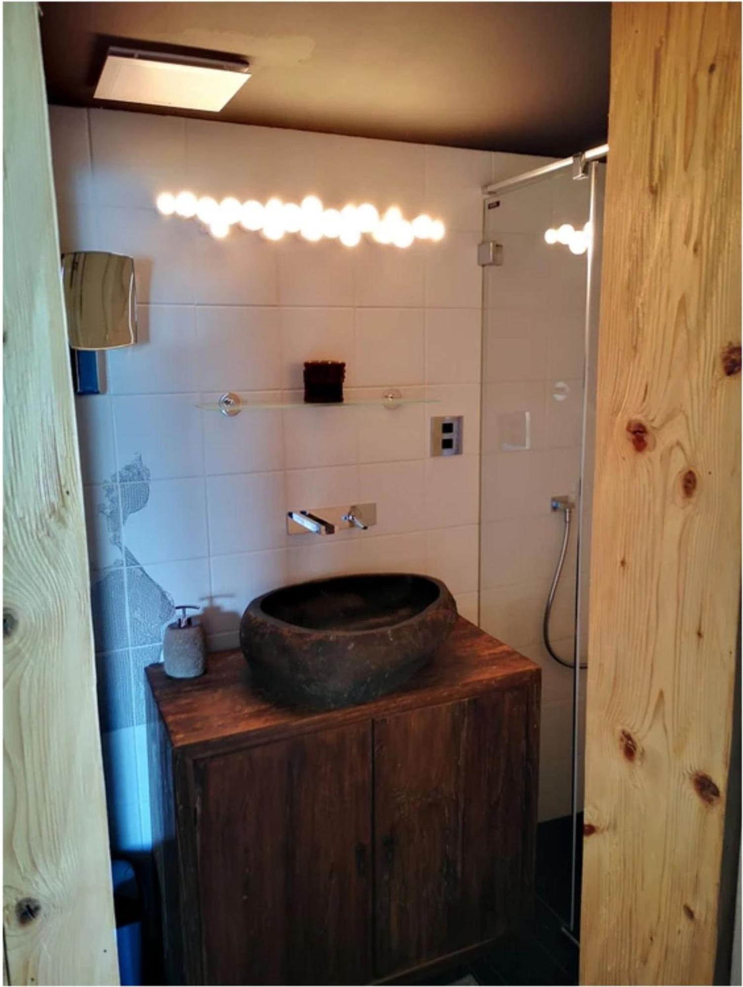 Chalet With View Of The Mountains And The Thun Lake Sigriswil Luaran gambar