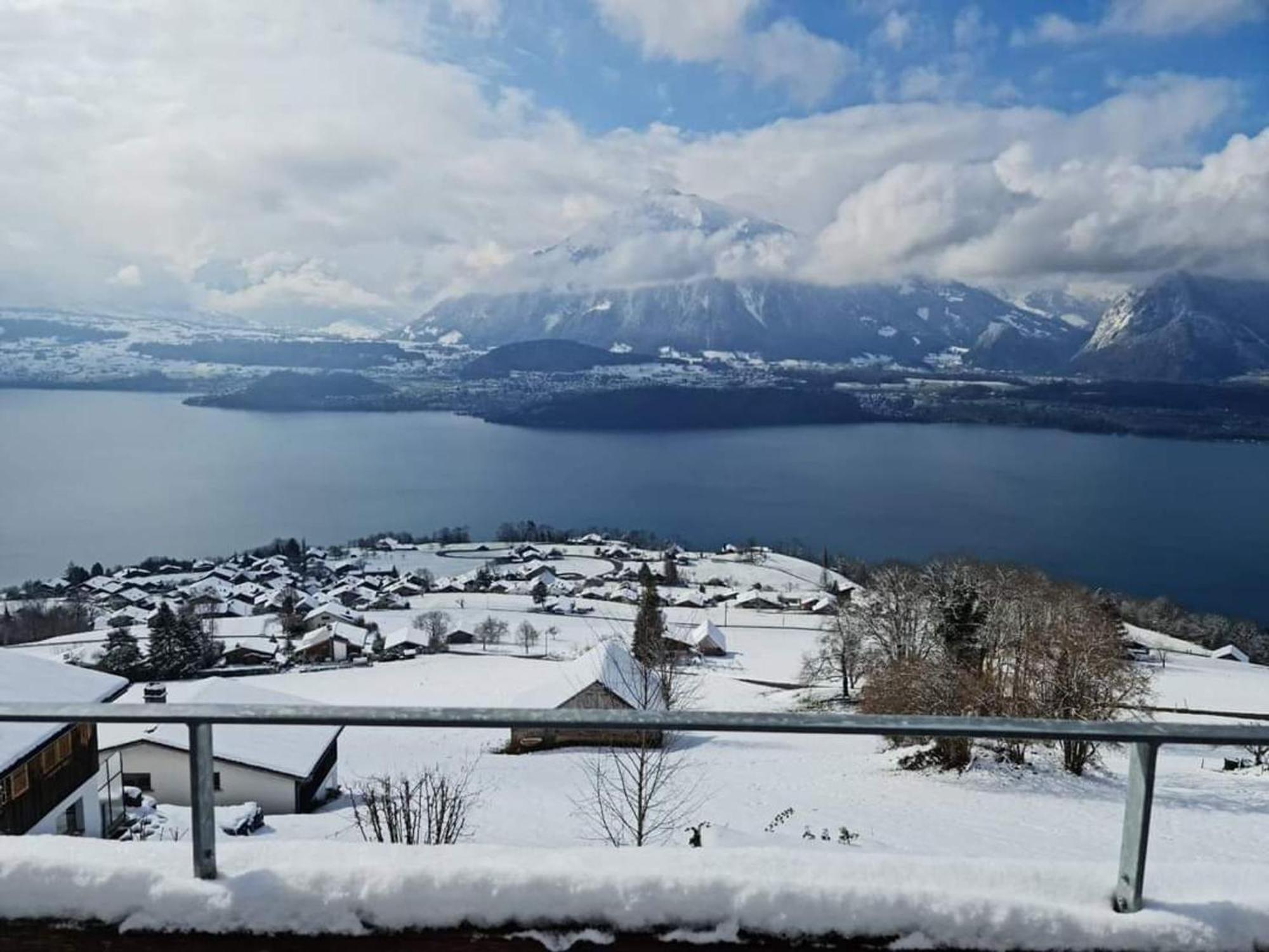 Chalet With View Of The Mountains And The Thun Lake Sigriswil Luaran gambar